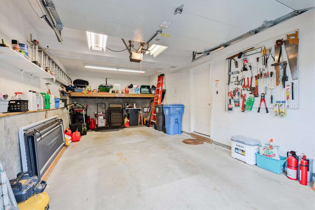 80 Tomahawk Trail Cranston, RI 02921 - Photo 39 of 44