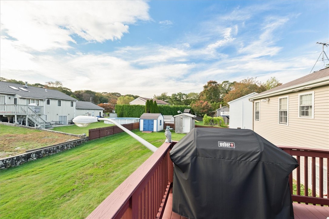 80 Tomahawk Trail Cranston, RI 02921 - Photo 41 of 44