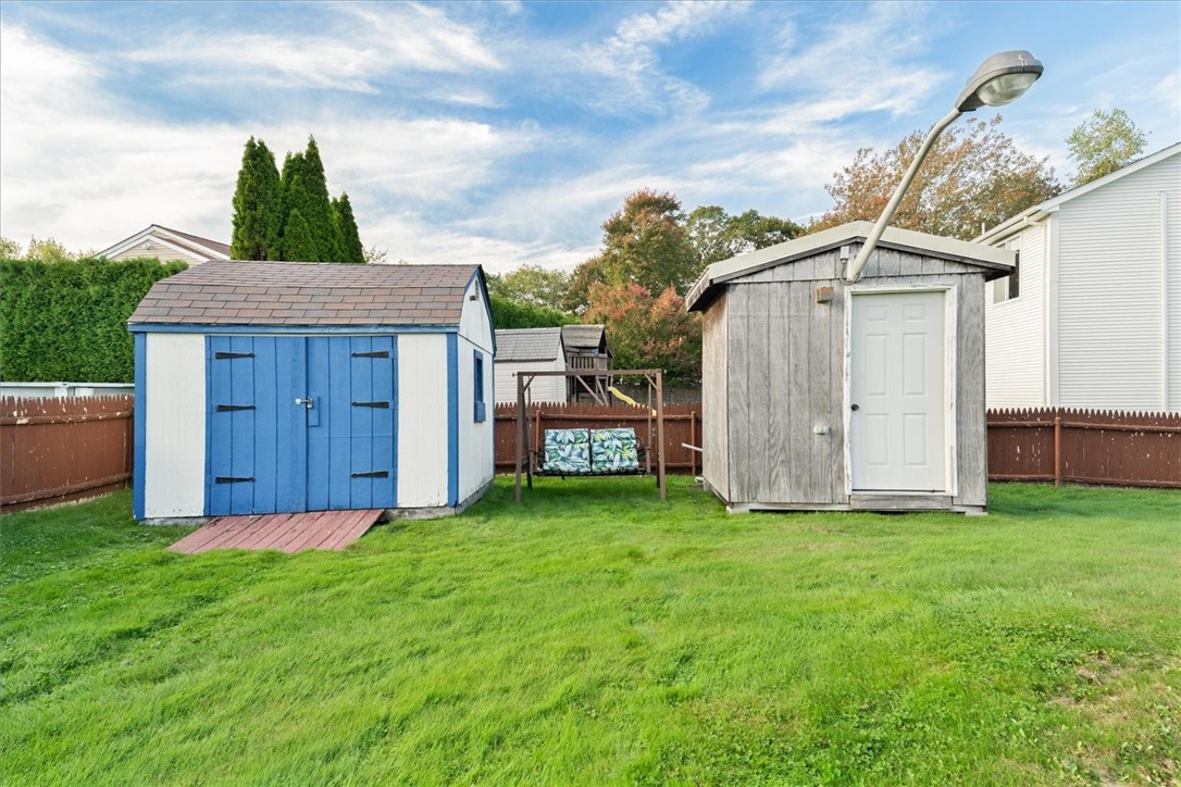 80 Tomahawk Trail Cranston, RI 02921 - Photo 42 of 44