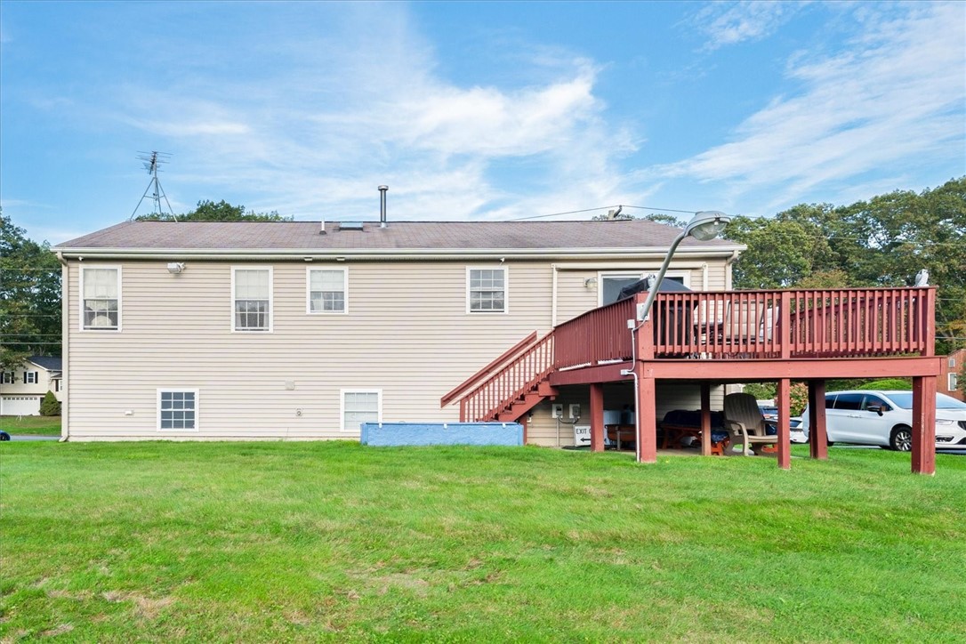 80 Tomahawk Trail Cranston, RI 02921 - Photo 10 of 44