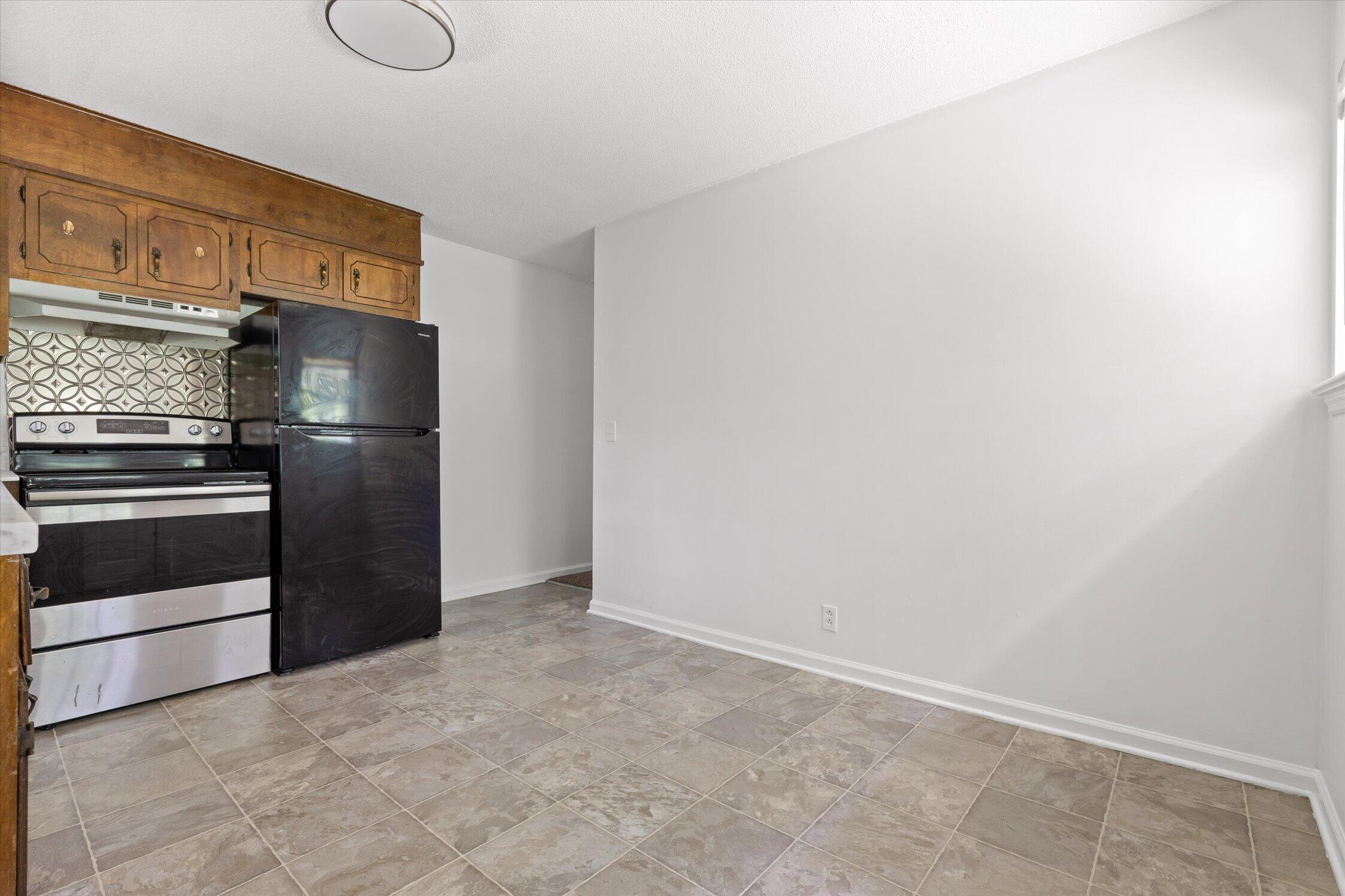 555 East Garden Farm Road Rossville, GA 30741 - Photo 13 of 39 28-E Garden-28