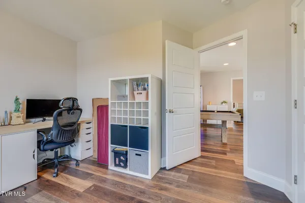 $374,900 | 1329 Lemongrass Drive, Jonesborough, TN 37659