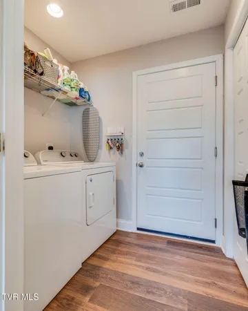 $374,900 | 1329 Lemongrass Drive, Jonesborough, TN 37659