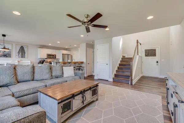 $374,900 | 1329 Lemongrass Drive, Jonesborough, TN 37659