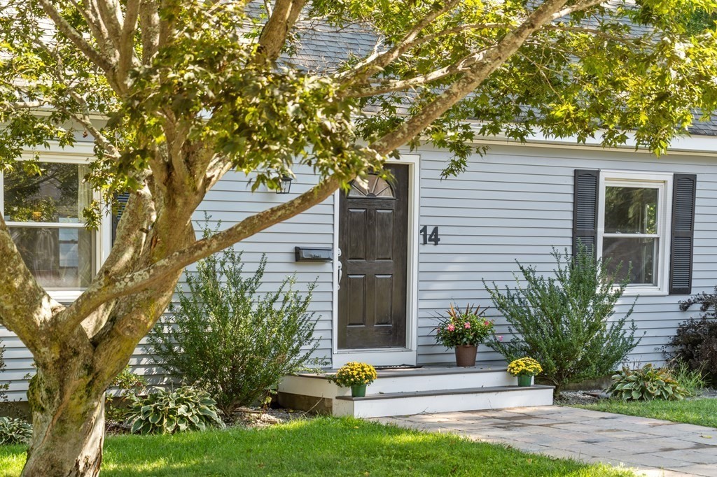 14 Ruggles Street Westborough, MA 01581 - Photo 5 of 39 Gallery Image 5