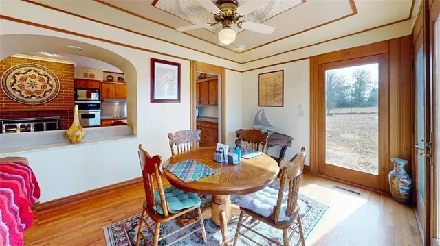 $565,000 | 18133 South 1525th Road, Nevada, MO 64772