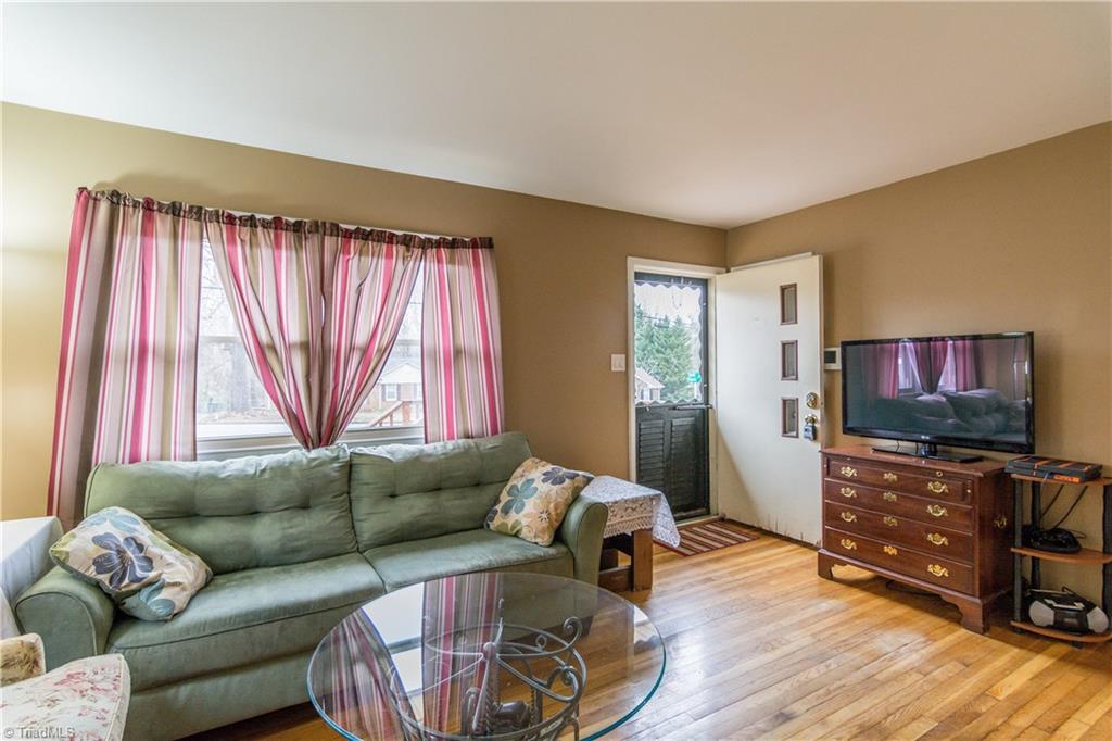 3809 Frazier Road Greensboro, NC 27407 - Photo 4 of 30 Gallery Image 4