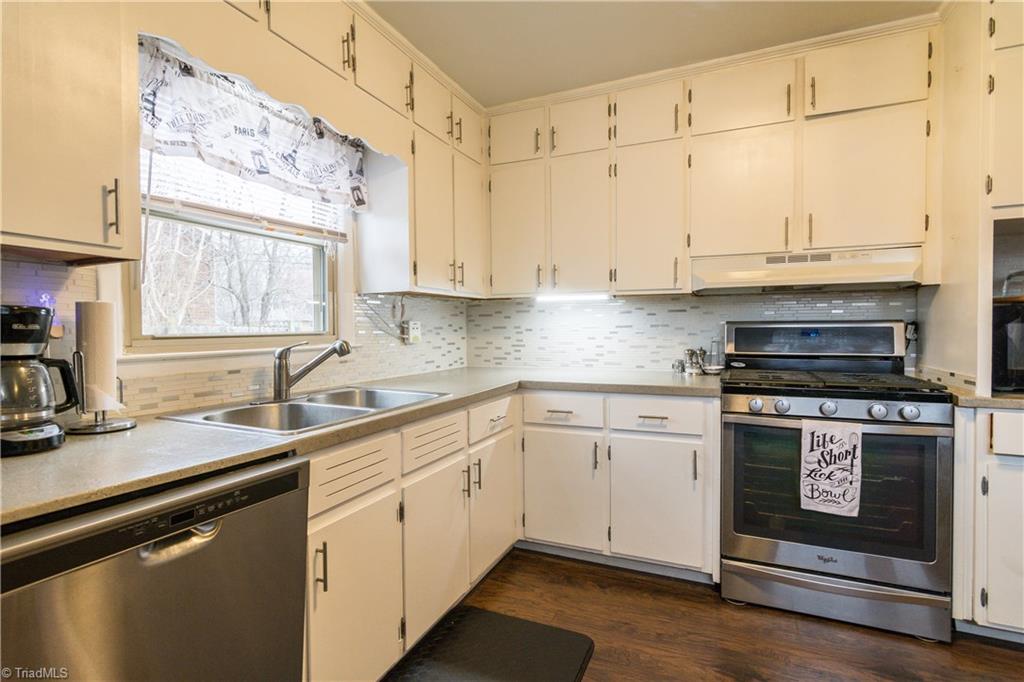 3809 Frazier Road Greensboro, NC 27407 - Photo 8 of 30 Gallery Image 8