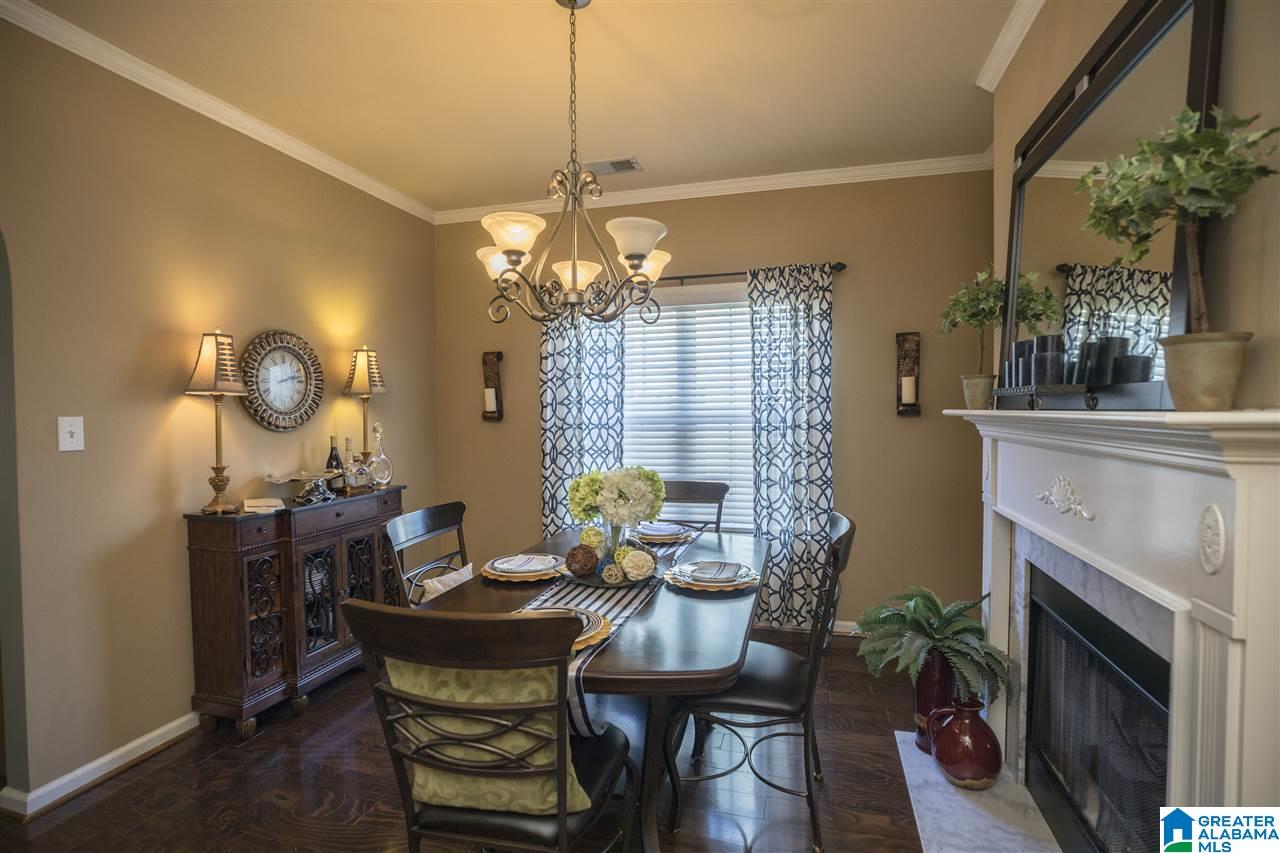 204 Nottingham Drive Calera, AL 35040 - Photo 5 of 31