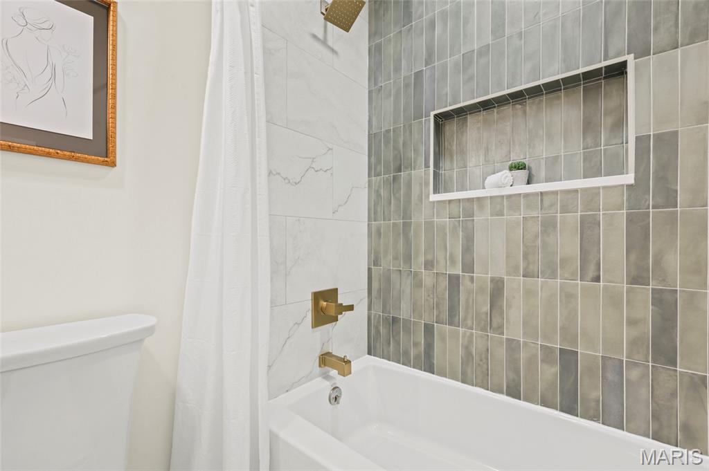 11967 Randy Drive Creve Coeur, MO 63141 - Photo 36 of 81 Gallery Image 36