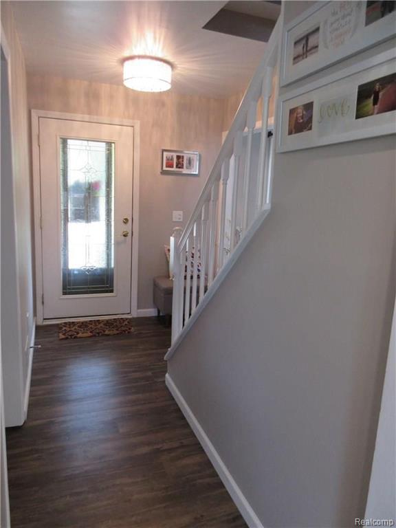 41975 Cherry Hill Road Novi, MI 48375 - Photo 4 of 34