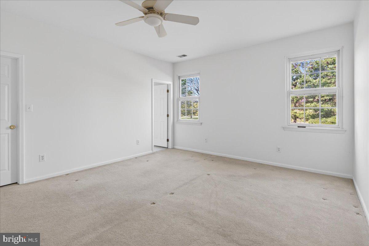 19 Foster Road Pennington, NJ 08534 - Photo 25 of 33