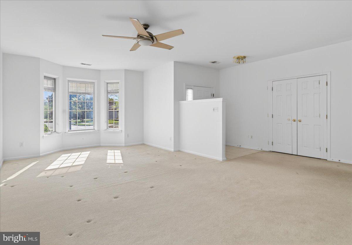 19 Foster Road Pennington, NJ 08534 - Photo 7 of 33