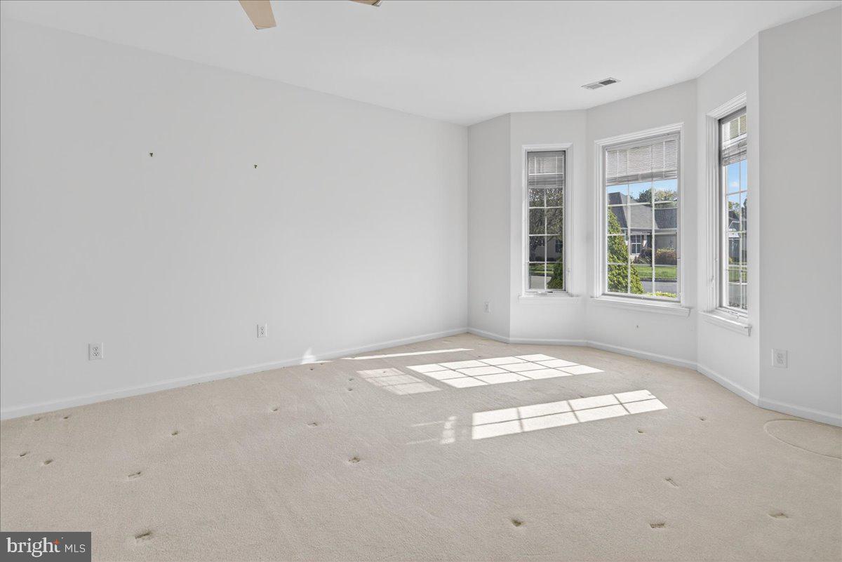 19 Foster Road Pennington, NJ 08534 - Photo 9 of 33