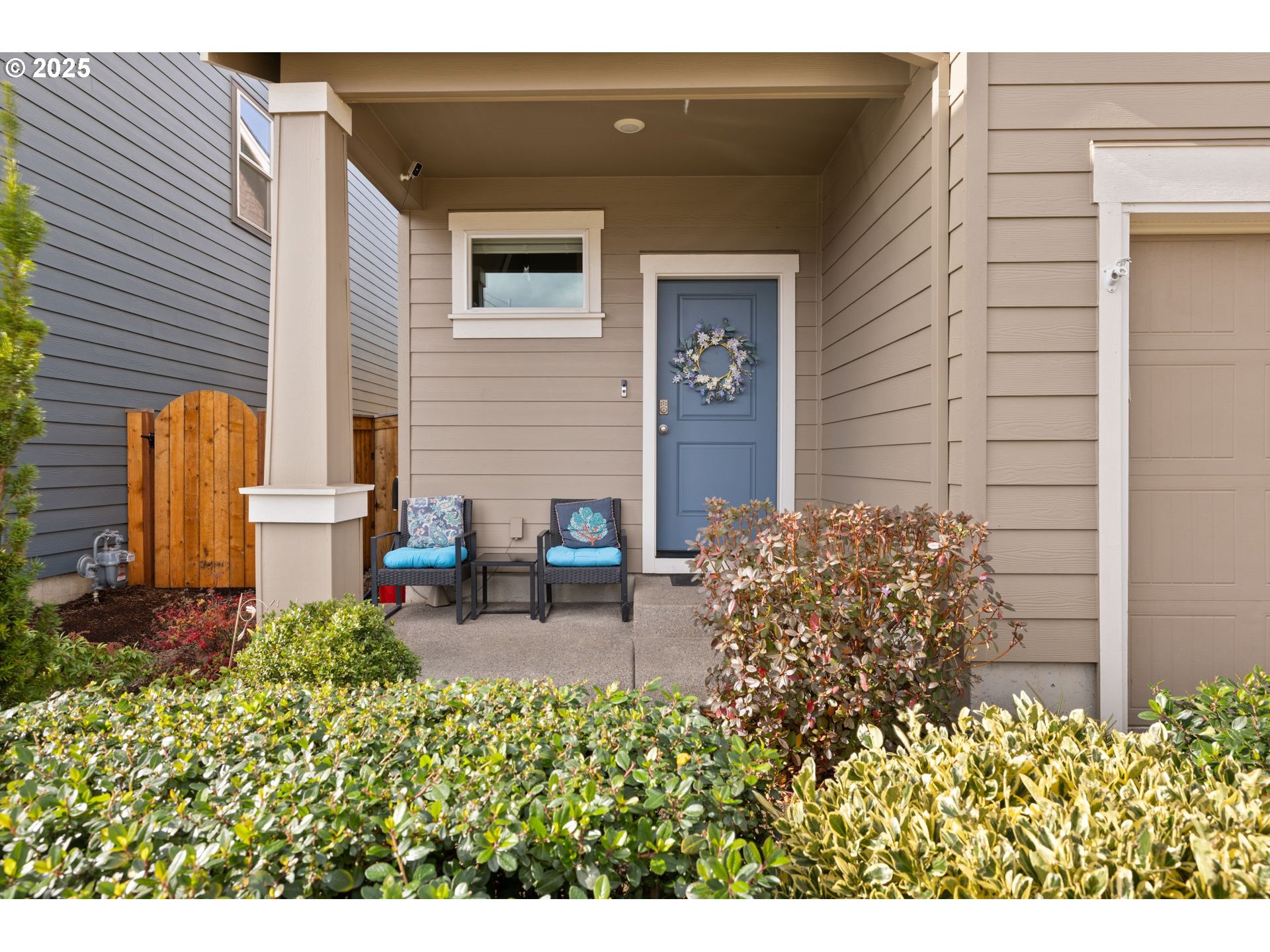 371 Himalaya Street Salem, OR 97301 - Photo 4 of 34 a view of a house with patio outdoor seating area