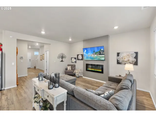 $469,000 | 371 Himalaya Street, Salem, OR 97301