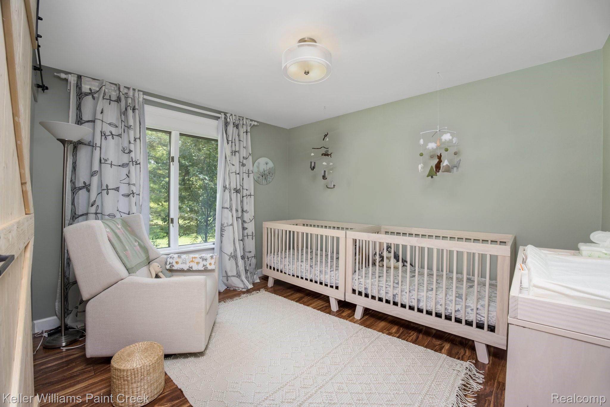 1400 Hemingway Road Lake Orion, MI 48360 - Photo 19 of 42 33-web-or-mls-1400 Hemingway Road032.jpg