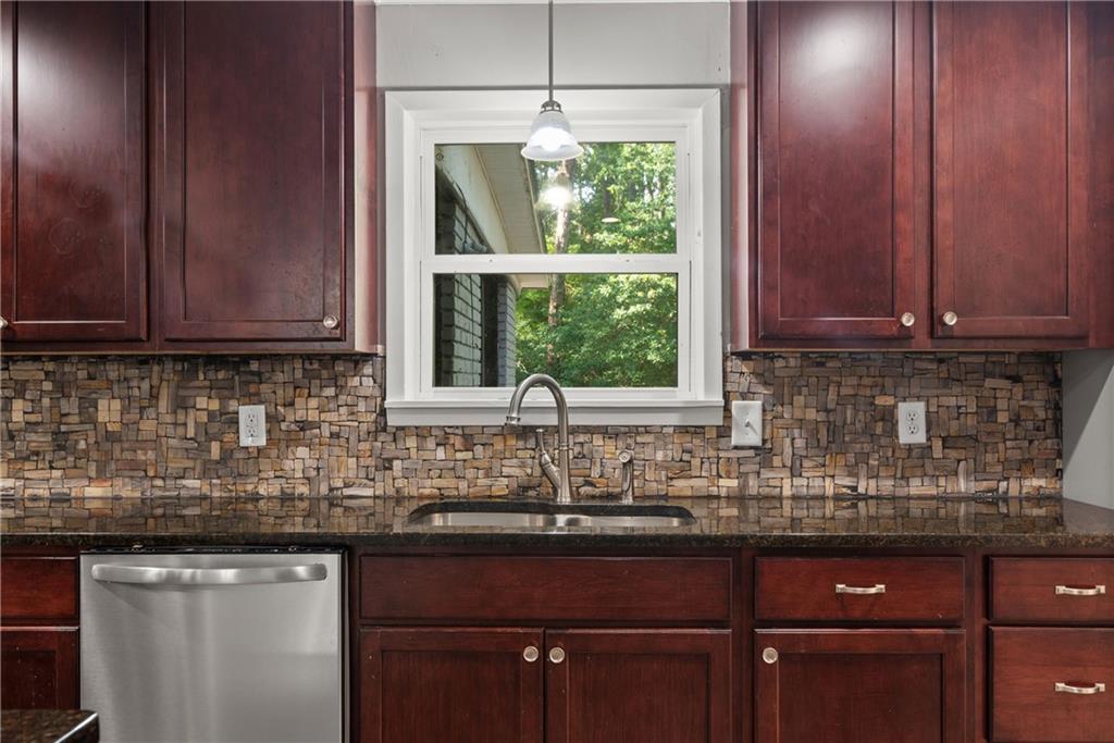 110 Iris Circle Pineville, LA 71360 - Photo 11 of 45