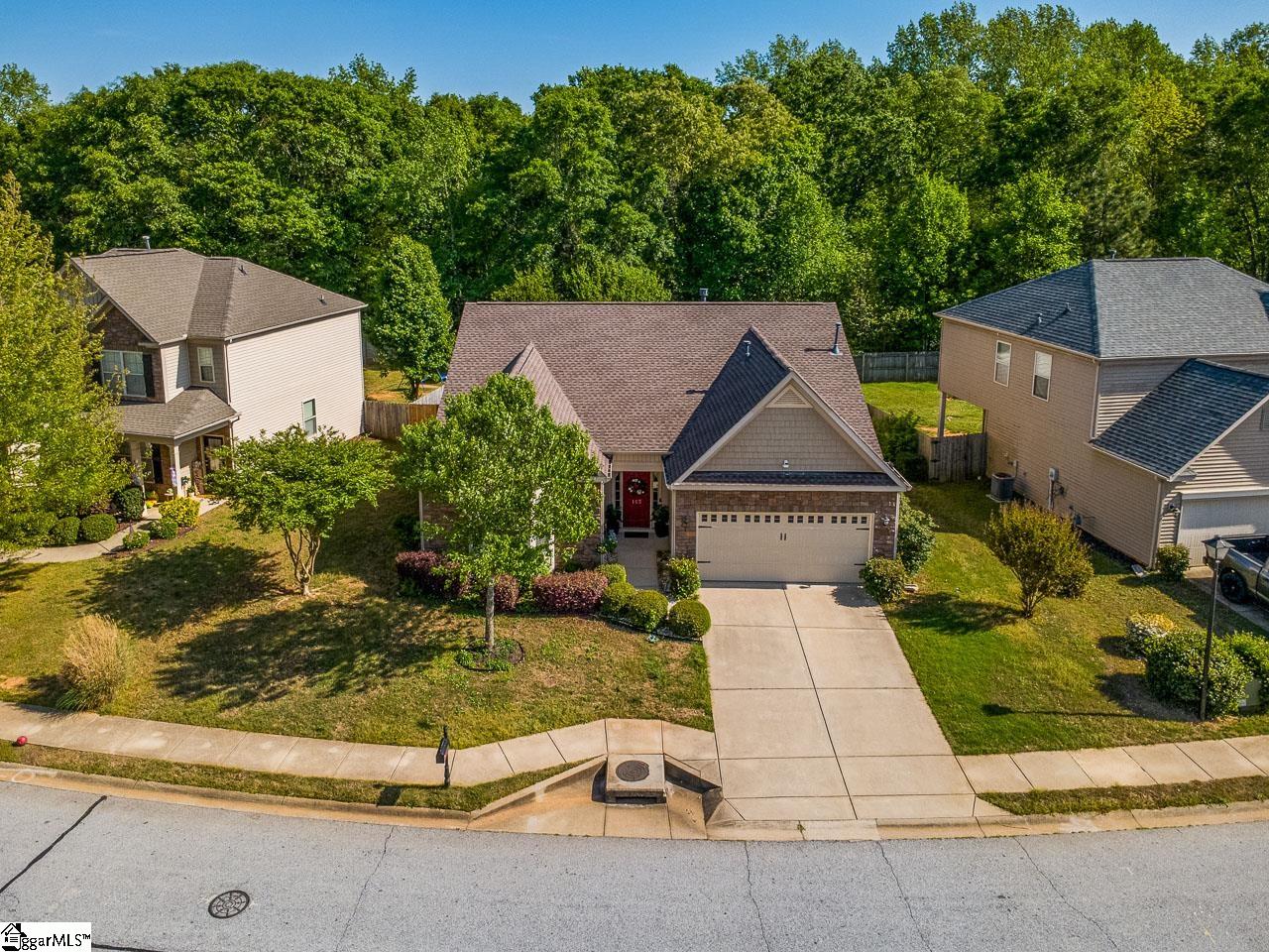 103 Shefleys Road Simpsonville, SC 29680 - Photo 3 of 38