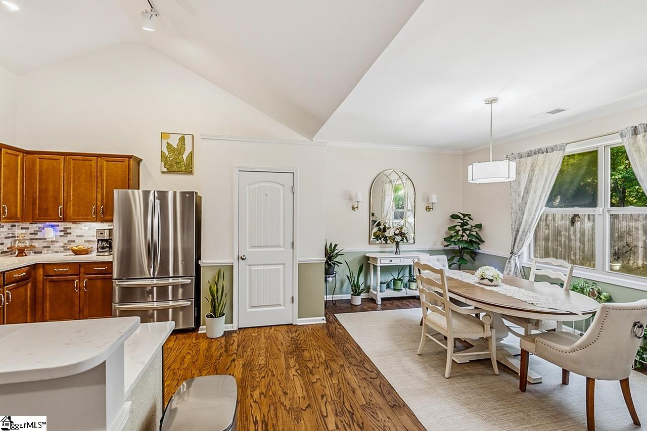 103 Shefleys Road Simpsonville, SC 29680 - Photo 8 of 38