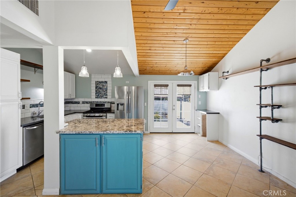 2906 Berkeley Road Riverside, CA 92506 - Photo 13 of 40