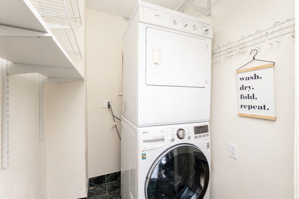 6 Avon Court, Unit 2 Wakefield, MA 01880 - Photo 14 of 35