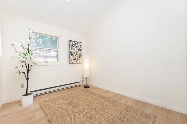 $629,900 | 6 Avon Court, Unit 2, Wakefield, MA 01880