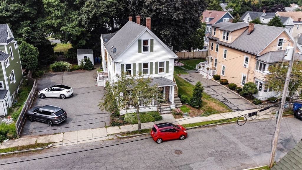 6 Avon Court, Unit 2 Wakefield, MA 01880 - Photo 8 of 35