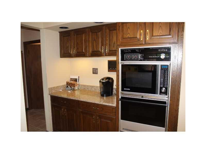 320 Country View Drive Irwin, PA 15642 - Photo 8 of 15 Kitchen.