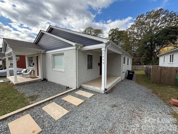 $2,150 | 1649 Club Road, Charlotte, NC 28205
