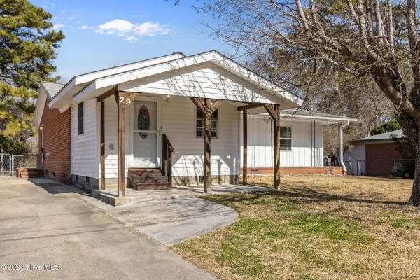 $245,000 | 29 Berkshire Drive, Jacksonville, NC 28546