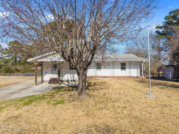 $245,000 | 29 Berkshire Drive, Jacksonville, NC 28546