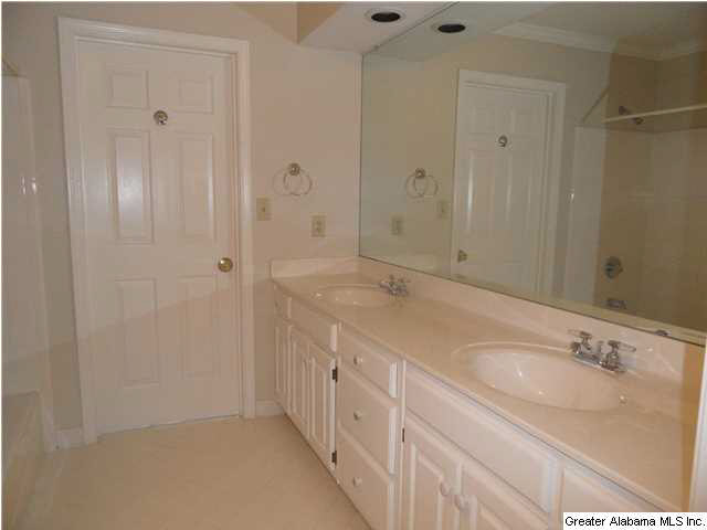 1219 Saulter Road Birmingham, AL 35209 - Photo 21 of 25
