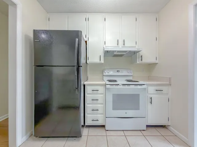 $2,150 | 307 Sweetbriar Drive, Tallahassee, FL 32312