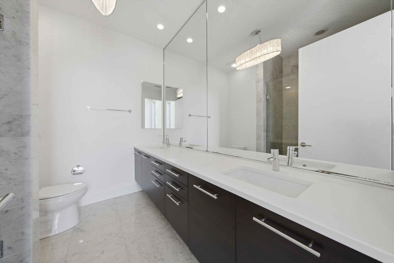 122 South Aberdeen Street, Unit 2N Chicago, IL 60607 - Photo 12 of 21 Gallery Image 12