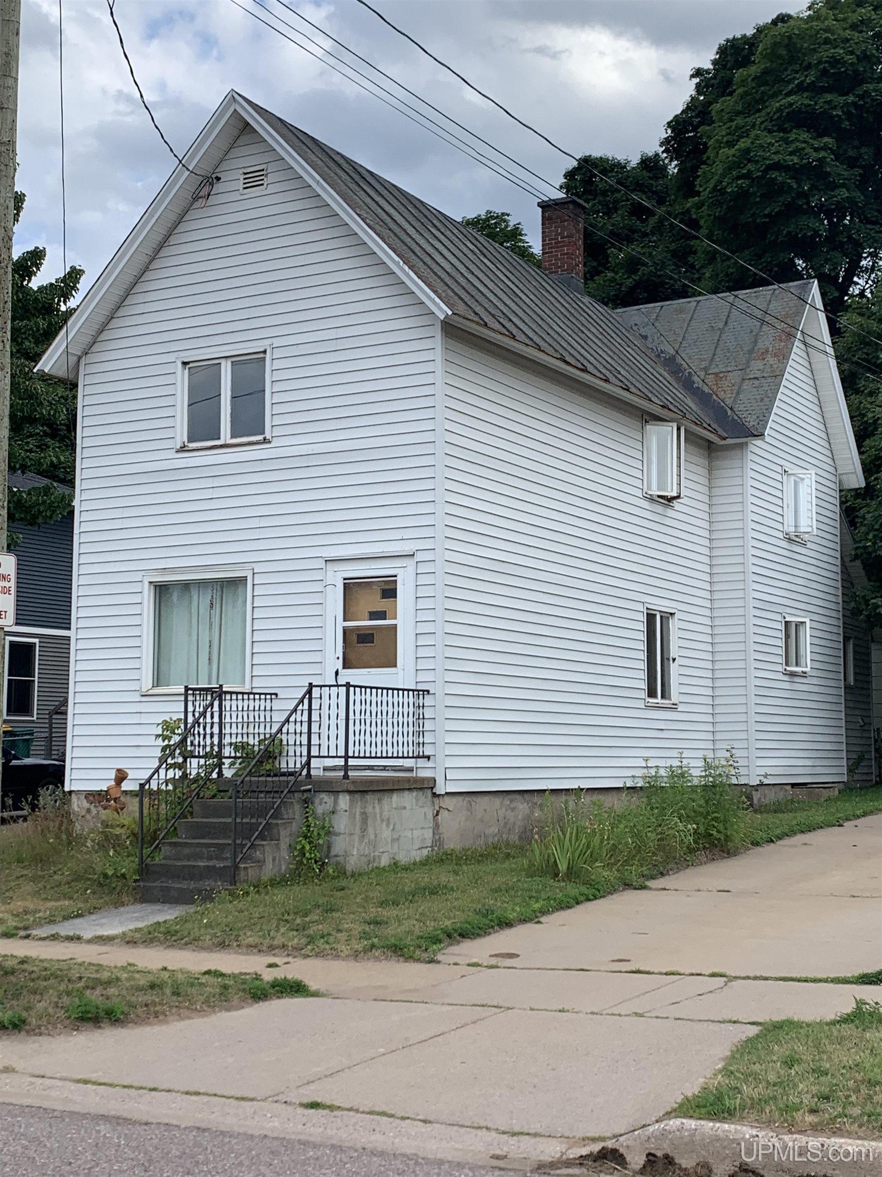 513 West Spring Street Marquette, MI 49855 - Photo 29 of 40