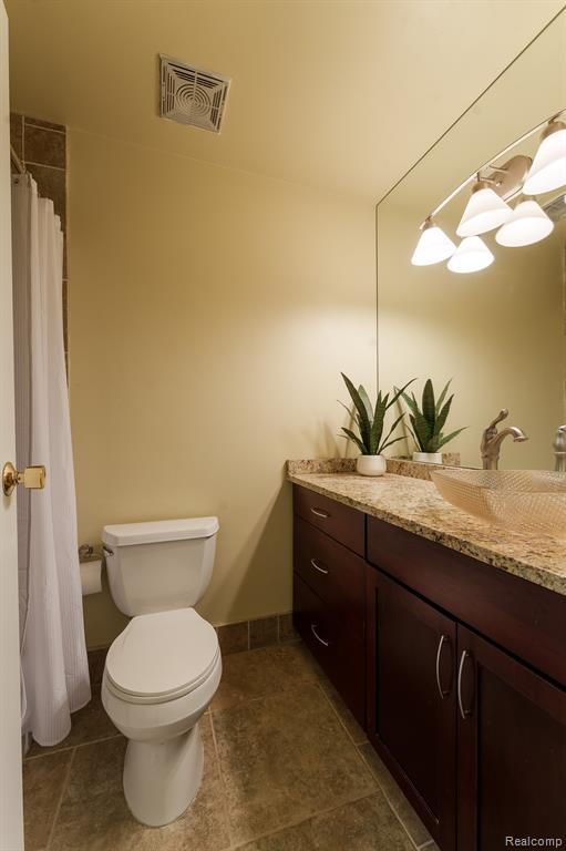 264 1st Street Rochester, MI 48307 - Photo 11 of 21 Gallery Image 11