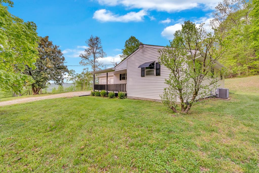 8150 Round Cove Road Sparta, TN 38583 - Photo 1 of 45 Gallery Image 1