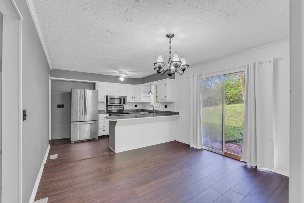 8150 Round Cove Road Sparta, TN 38583 - Photo 14 of 45 Gallery Image 14