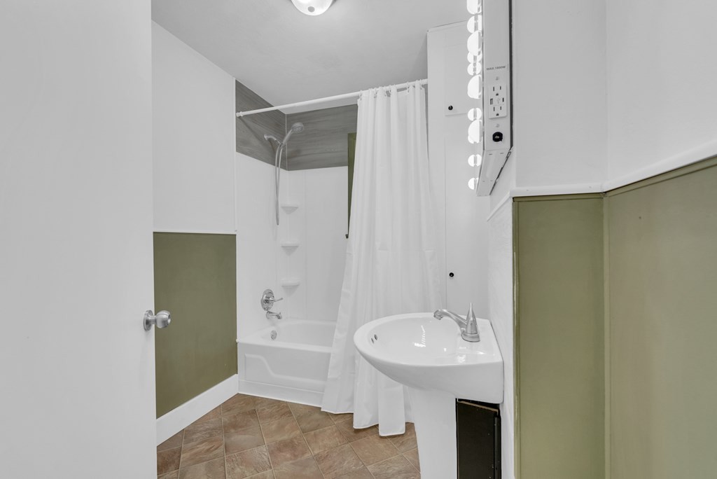 8150 Round Cove Road Sparta, TN 38583 - Photo 18 of 45 Gallery Image 18