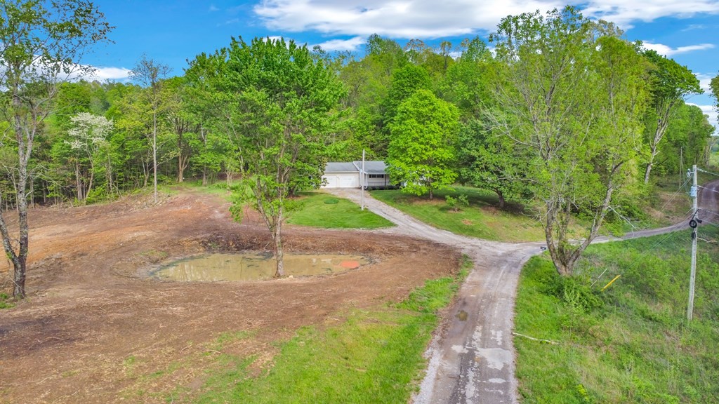 8150 Round Cove Road Sparta, TN 38583 - Photo 6 of 45 Gallery Image 6