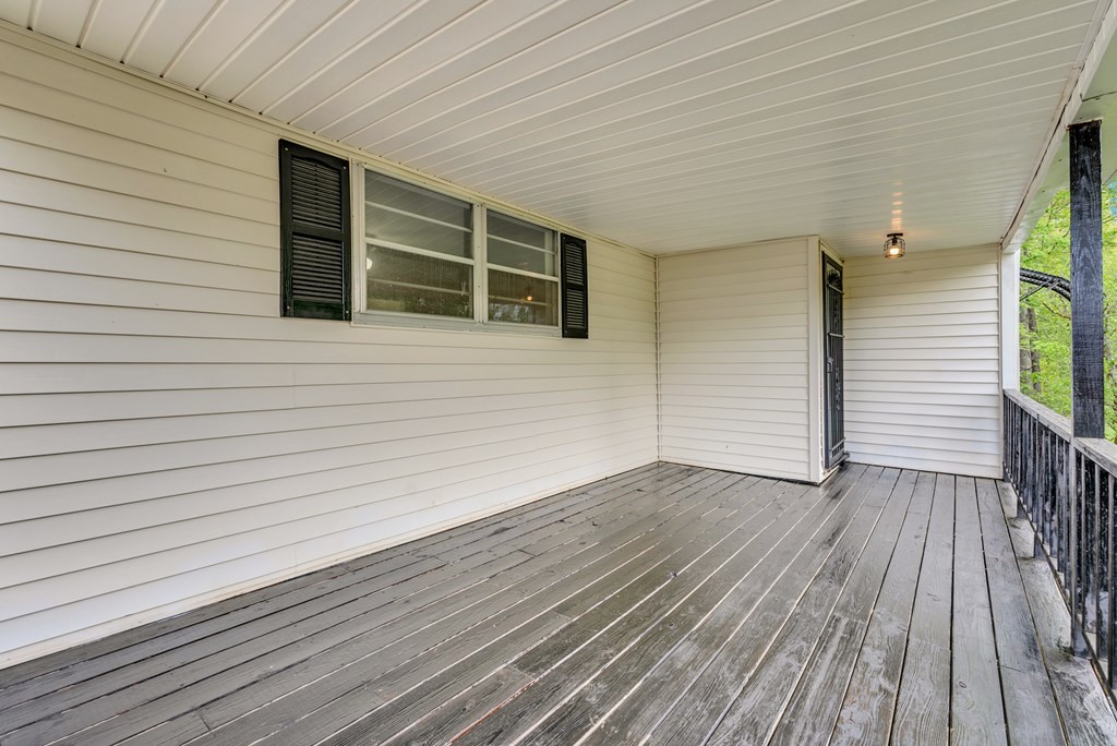 8150 Round Cove Road Sparta, TN 38583 - Photo 8 of 45 Gallery Image 8