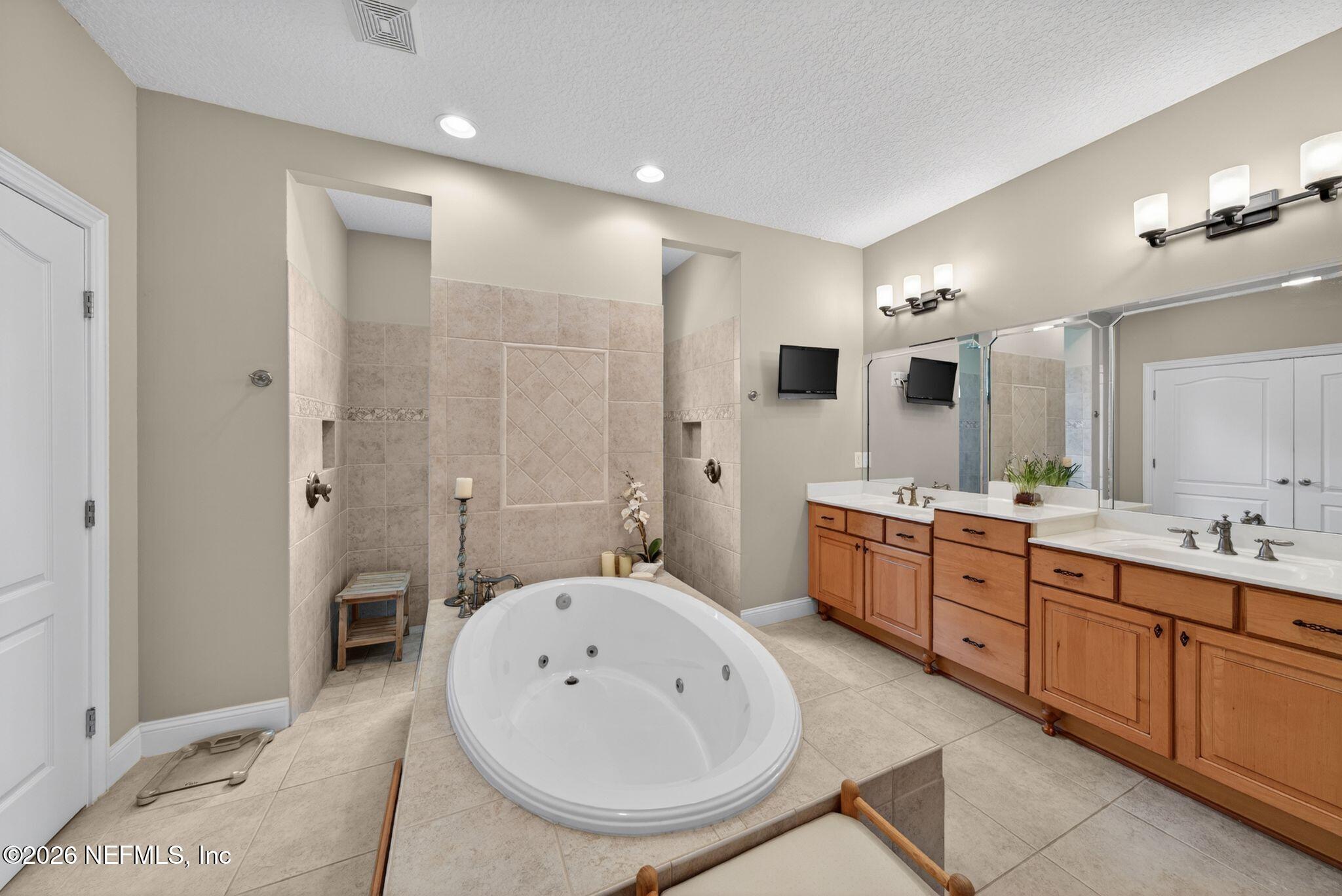 6067 War Admiral Road Jacksonville, FL 32234 - Photo 9 of 82 33_DSC07019