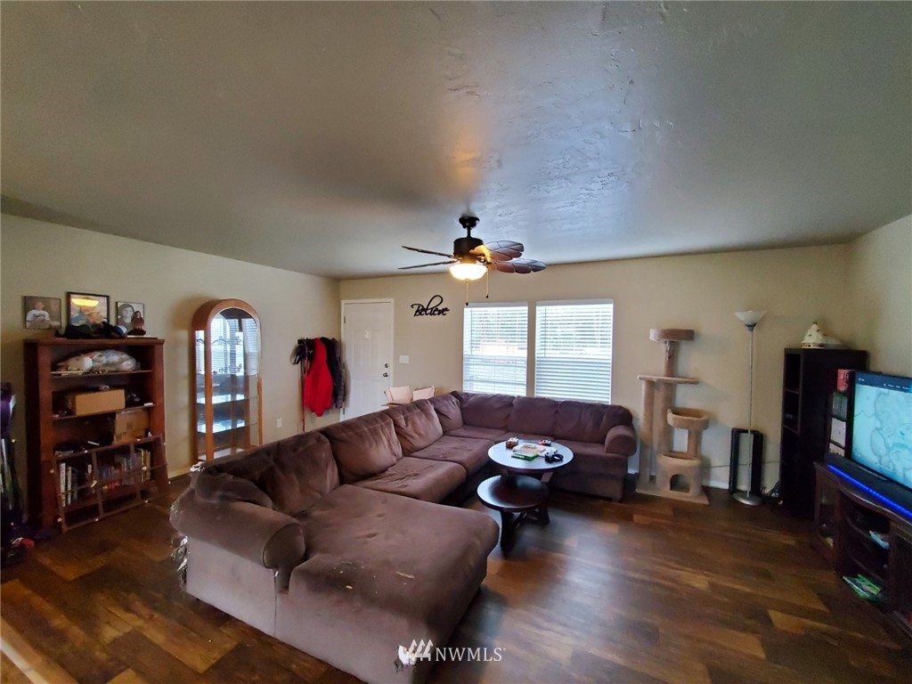 8230 James Road Southwest Rochester, WA 98579 - Photo 12 of 33