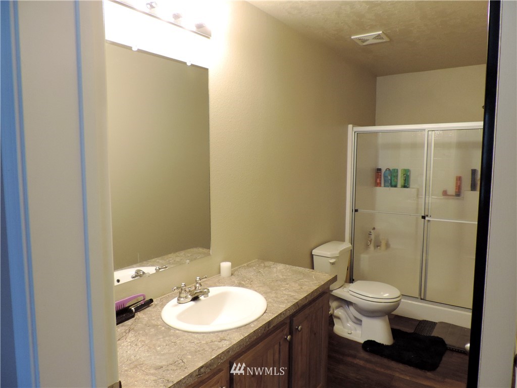 8230 James Road Southwest Rochester, WA 98579 - Photo 17 of 33