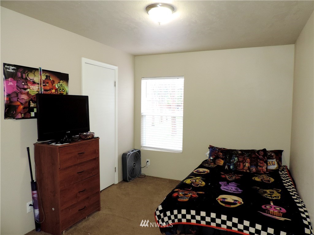 8230 James Road Southwest Rochester, WA 98579 - Photo 23 of 33