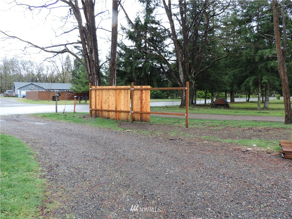 8230 James Road Southwest Rochester, WA 98579 - Photo 27 of 33