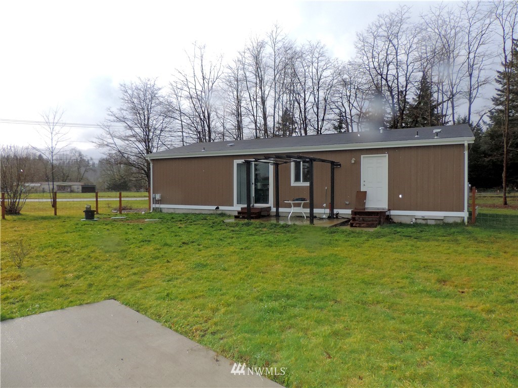 8230 James Road Southwest Rochester, WA 98579 - Photo 30 of 33