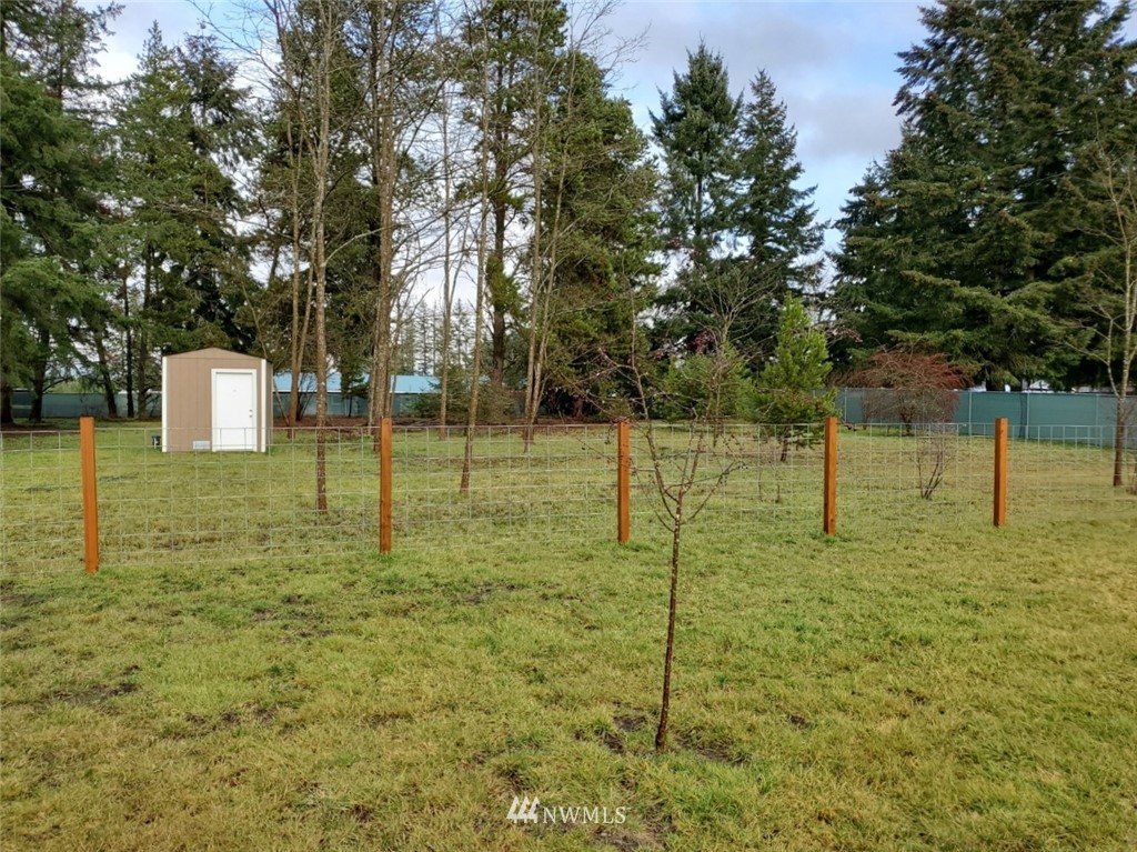 8230 James Road Southwest Rochester, WA 98579 - Photo 4 of 33