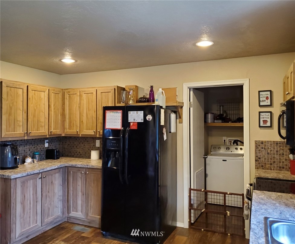 8230 James Road Southwest Rochester, WA 98579 - Photo 6 of 33